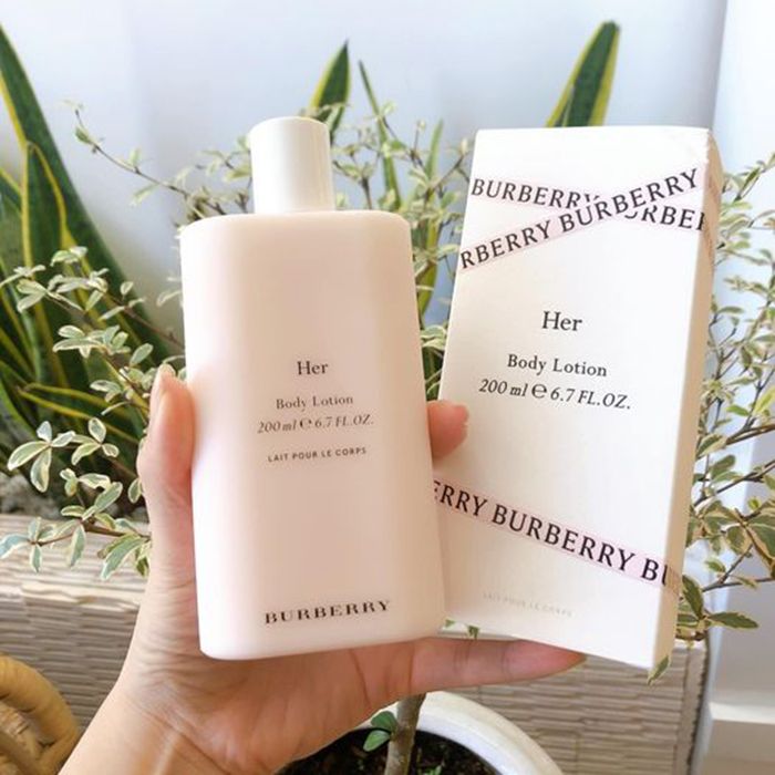 Dưỡng Thể Body Lotion Burberry Her 200ml - Mỹ phẩm - Vua Hàng Hiệu