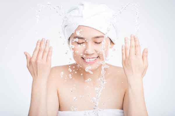 Nguyên tắc chăm sóc da mụn tại nhà thân thiện với làn da, hiệu quả sau 1 tuần