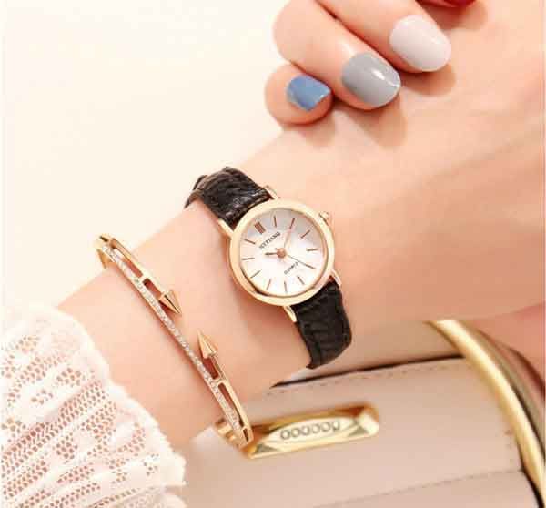 Con gái tay đen đeo đồng hồ màu gì? TOP 5 đồng hồ cho nữ tay đen vô cùng đẹp
