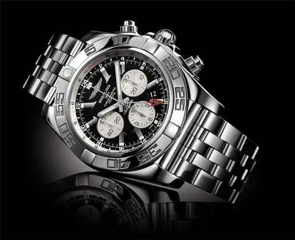 Đồng hồ Chronograph là gì? Bạn cần lưu ý gì khi mua đồng hồ Chronograph