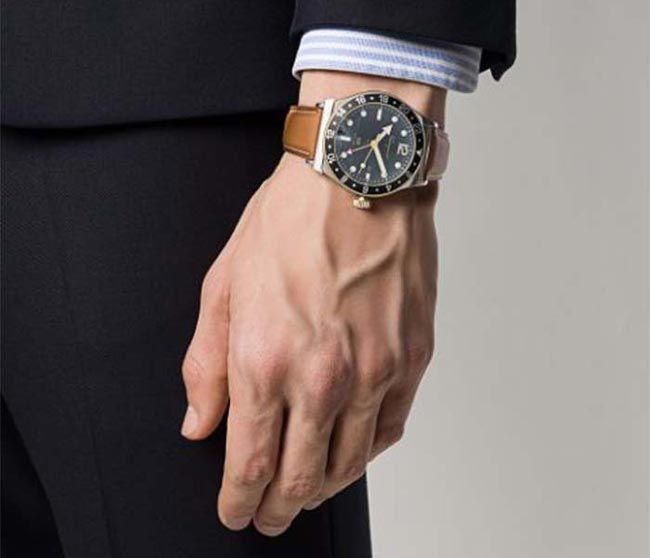 Đồng hồ Salvatore Ferragamo của nước nào? Các mẫu trendy năm nay - 6