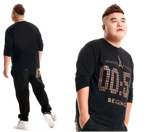 Top 7+ đôi giày thể thao màu đen dễ phối đồ, tôn dáng cho quý ông thấp béo - 1