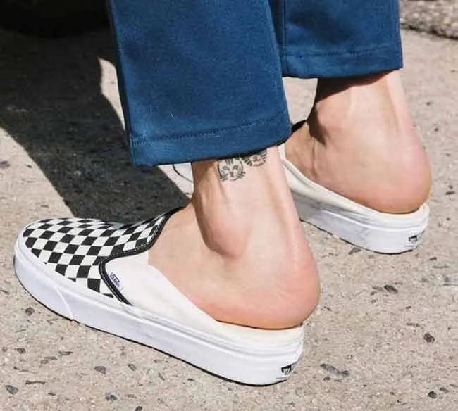 Top 10 đôi giày thể thao đạp gót trendy từ các hãng nổi tiếng hiện nay