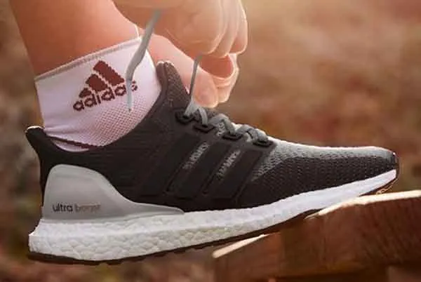 11+ tips khử mùi hôi giày Adidas hiệu quả nhanh - bảo vệ giày được nhiều khách hàng yêu thích - 2