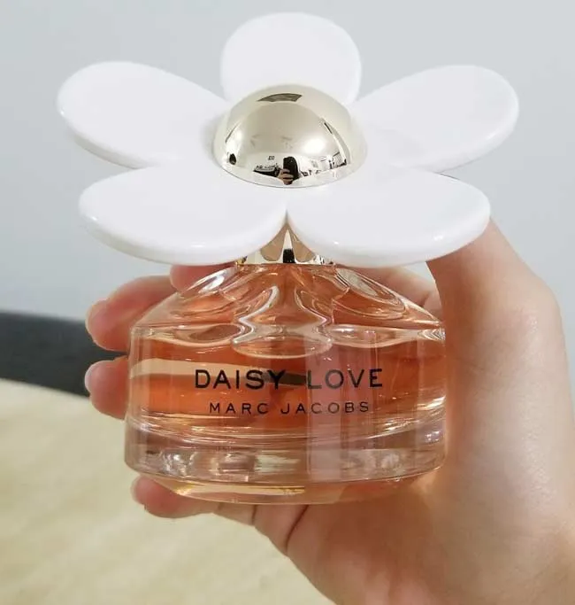 Top 10+ chai nước hoa Daisy Marc Jacobs rất thơm 2025