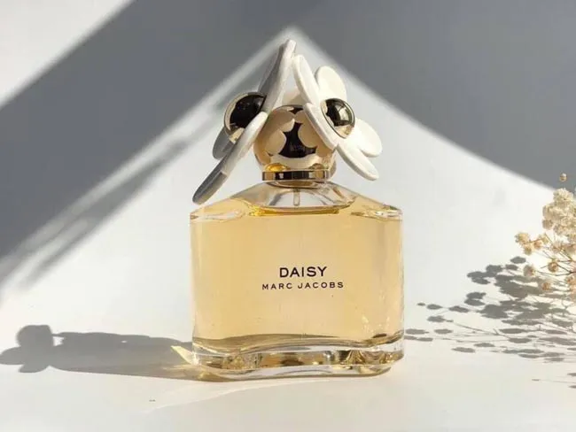 Top 10+ chai nước hoa Daisy Marc Jacobs rất thơm 2025