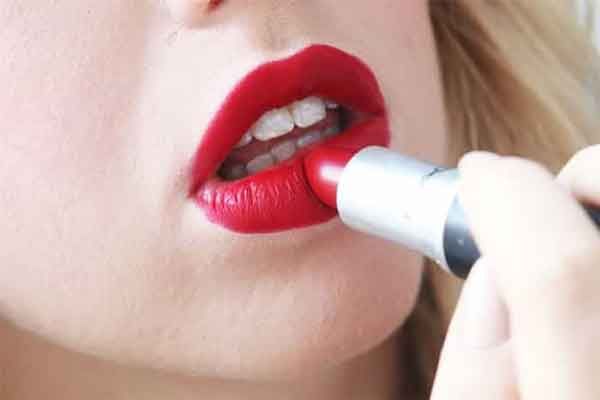 Review 7 thỏi son cho da ngăm vô cùng đẹp giá rẻ dưới 2 triệu - 8