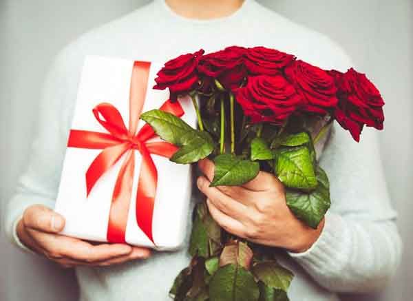 15+ đôi giày làm quà Valentine độc đáo cho lễ tình nhân ngọt ngào - 2