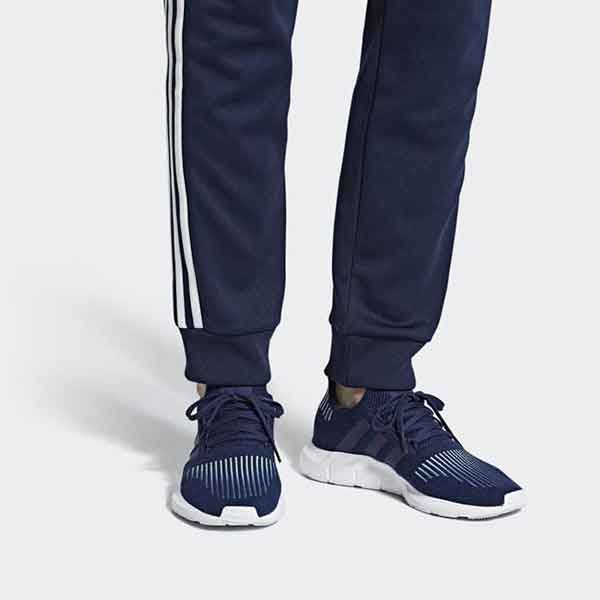 15+ đôi giày làm quà Valentine độc đáo cho lễ tình nhân ngọt ngào - 12