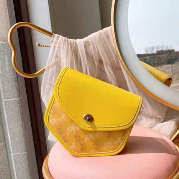 Review 5+ túi xách Coach đeo chéo cho nữ công sở vô cùng đẹp, giá dưới 6 triệu - 13