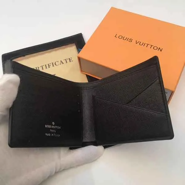 Túi xách Louis Vuitton nam giá bao nhiêu? Top 7 mẫu ví cho nam thành đạt