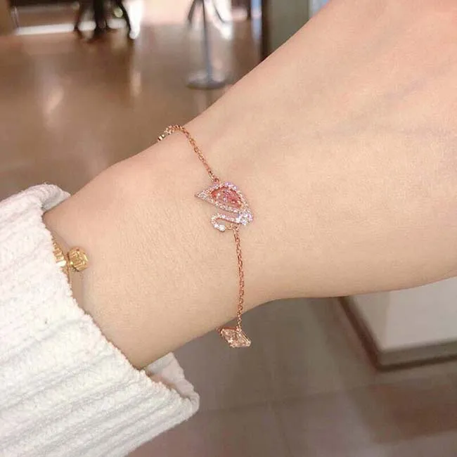Có nên mua vòng tay Swarovski? 10 mẫu vòng tay vô cùng đẹp của Swarovski - 8