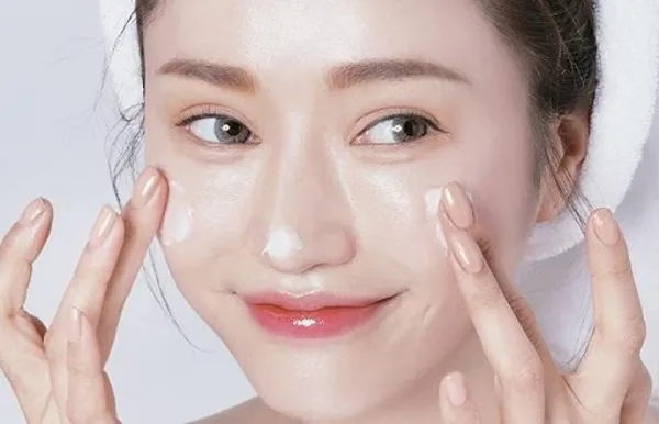 Hydration là gì? Top 9 mỹ phẩm hydration chất lượng tốt cho da giá dưới 2 triệu