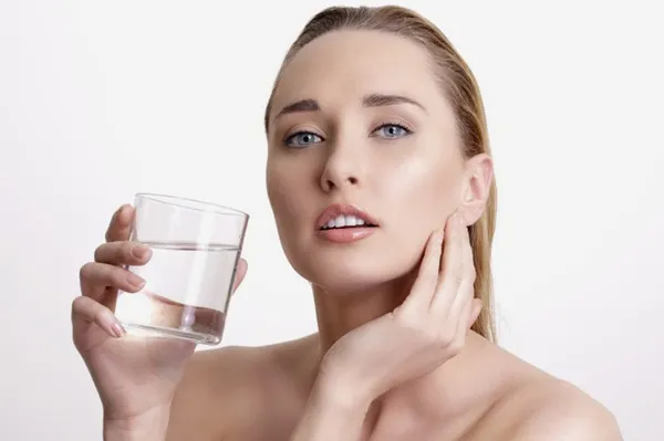 Hydration là gì? Top 9 mỹ phẩm hydration chất lượng tốt cho da giá dưới 2 triệu