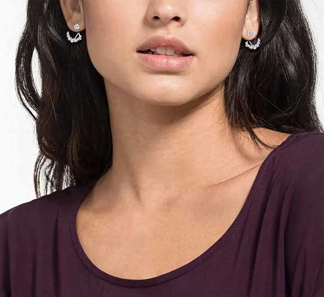 Khuyên tai Swarovski có gì đặc biệt? 10 mẫu khuyên tai sang trọng đáng tiền - 12