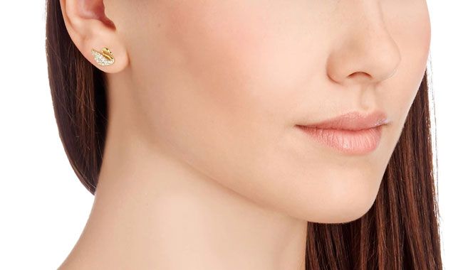 Khuyên tai Swarovski có gì đặc biệt? 10 mẫu khuyên tai sang trọng đáng tiền - 13