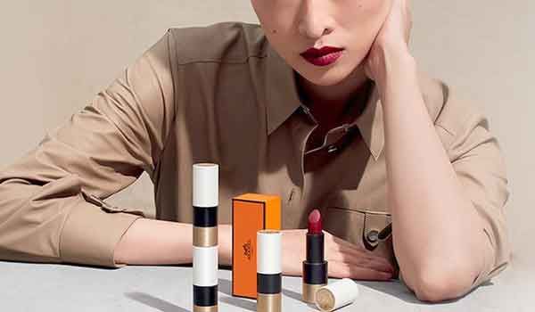Môi dày nên đánh son màu gì? Gợi ý 7 thỏi son phù hợp với môi dày - 16