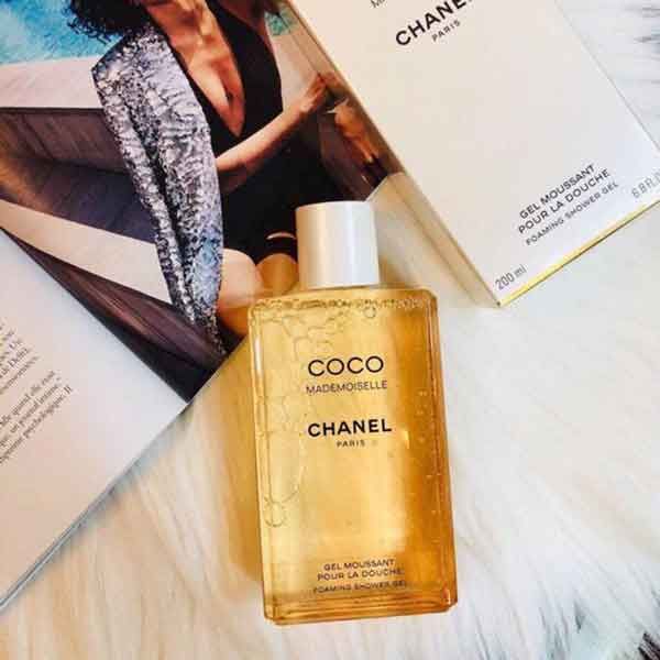 Review 8 sữa tắm hỗ trợ làm sạch mụn lưng cho nữ giá rẻ được tin dùng nhiều