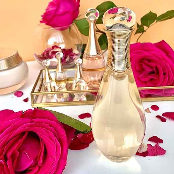 Review 8 sữa tắm hỗ trợ làm sạch mụn lưng cho nữ giá rẻ được tin dùng nhiều