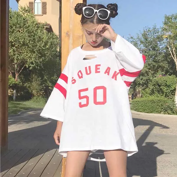 Áo oversize là gì? Cách mix đồ với áo oversize nữ vô cùng đẹp