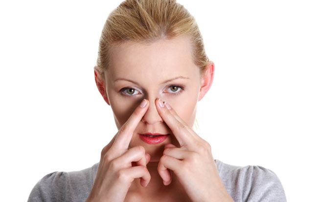 Hướng dẫn cách massage da mặt chống nhăn và chảy xệ hiệu quả tại nhà