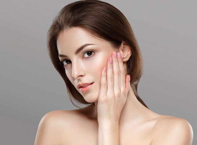 Hướng dẫn cách massage da mặt chống nhăn và chảy xệ hiệu quả tại nhà