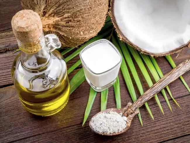 10 cách hỗ trợ làm sạch mụn lưng hiệu quả tại nhà và các loại sữa tắm giảm mụn dưỡng da được nhiều khách hàng yêu thích