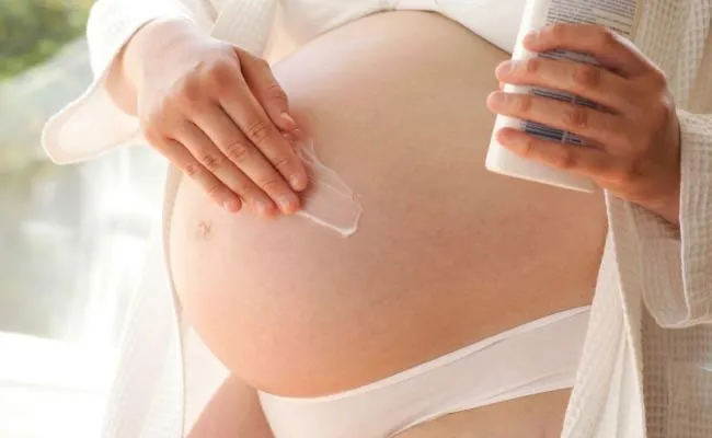 Top 11 kem chống nắng cho bà bầu thân thiện với làn da, nhiều đánh giá tốt