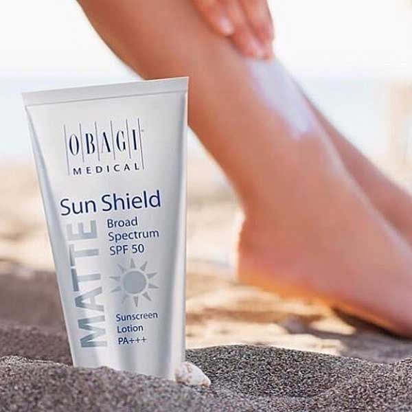 Top 13 kem chống nắng SPF 50 bảo vệ da tốt được tìm mua nhiều