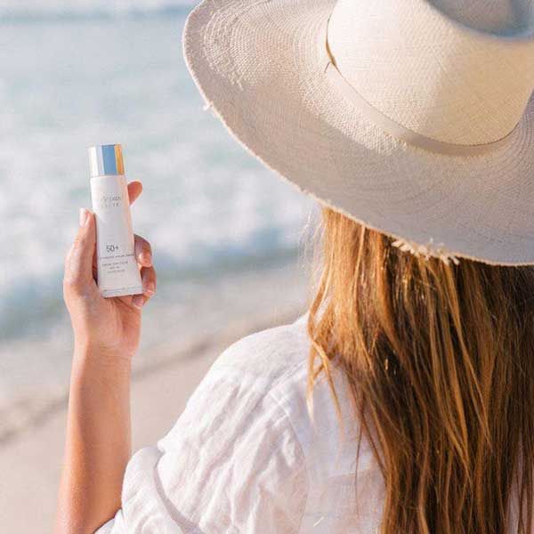 Top 13 kem chống nắng SPF 50 bảo vệ da tốt được tìm mua nhiều