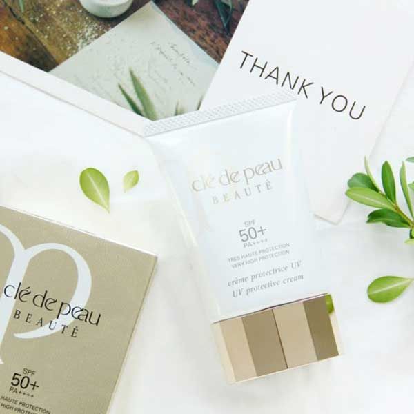 Top 13 kem chống nắng SPF 50 bảo vệ da tốt được tìm mua nhiều