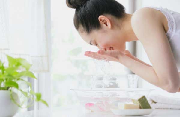 Khi nào nên dùng kem chống lão hóa? Top 10 kem trẻ hóa được nhiều khách hàng yêu thích hiện nay