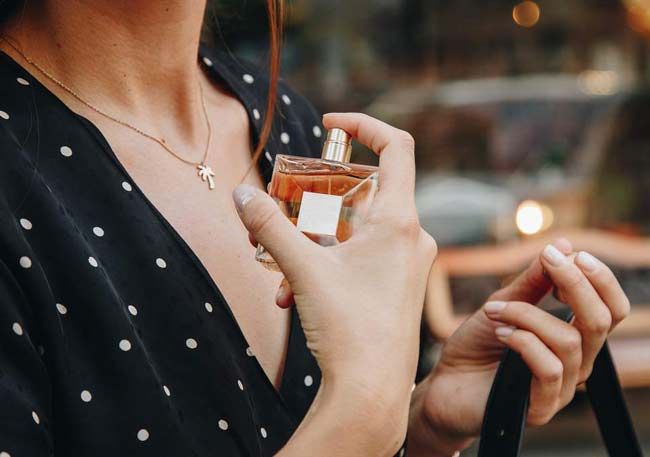Ngày 14/3 là ngày gì? Gợi ý 15 món quà tặng Valentine Trắng ý nghĩa cho nàng và chàng