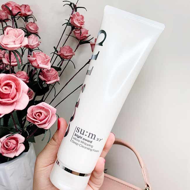 Sữa rửa mặt trắng da nào tốt? Top 9 sản phẩm nên dùng cho cả nam và nữ
