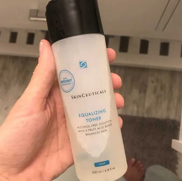 Review 11 toner cấp ẩm cho da khô thần tốc giá dưới 1 triệu đồng - 13