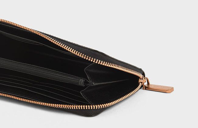 Có nên mua ví Charles & Keith? 10 mẫu ví Charles & Keith chính hãng trendy - 15