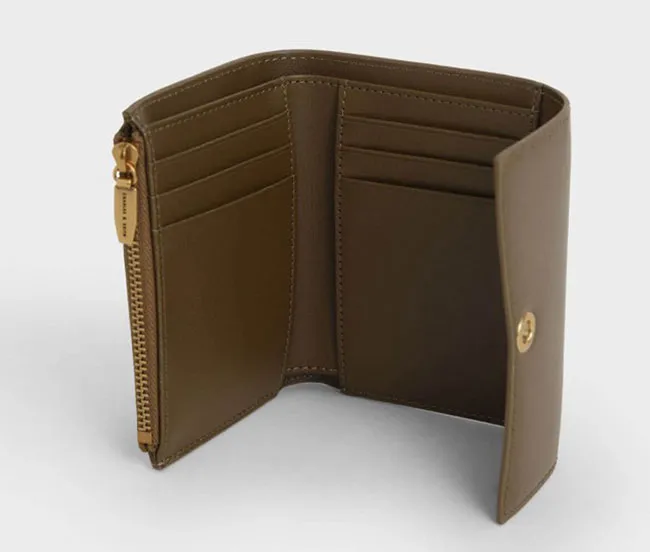 Có nên mua ví Charles & Keith? 10 mẫu ví Charles & Keith chính hãng trendy - 19