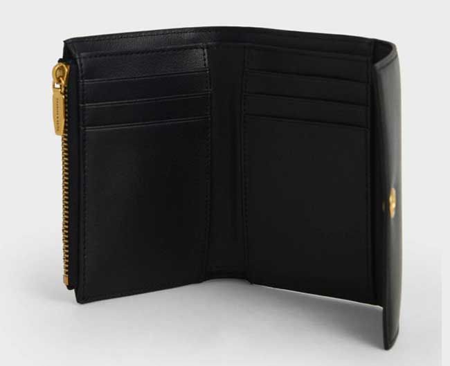 Có nên mua ví Charles & Keith? 10 mẫu ví Charles & Keith chính hãng trendy - 22