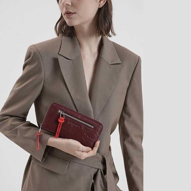 Có nên mua ví Charles & Keith? 10 mẫu ví Charles & Keith chính hãng trendy - 32