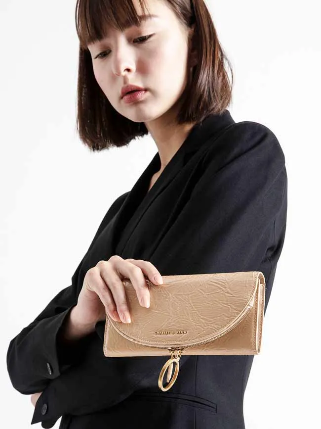 Có nên mua ví Charles & Keith? 10 mẫu ví Charles & Keith chính hãng trendy - 3