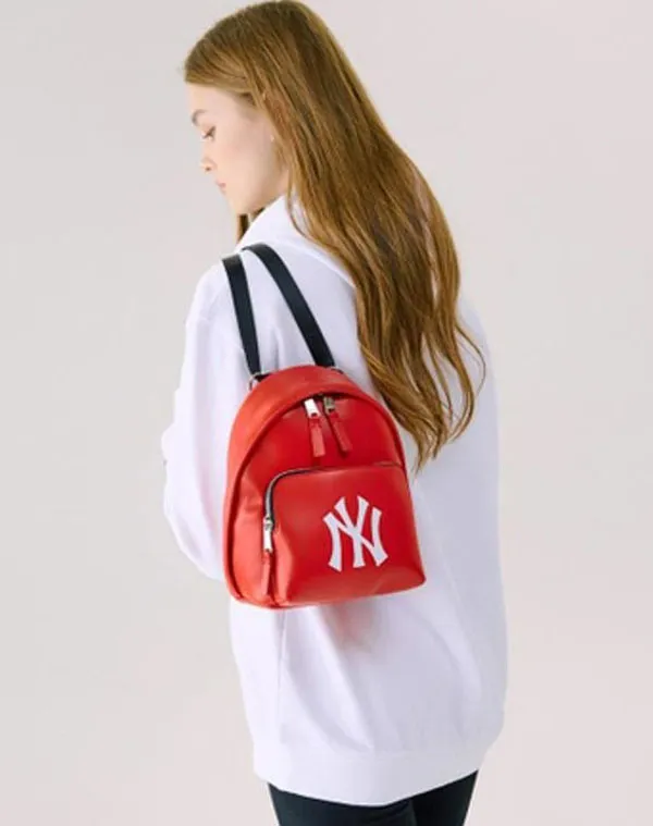 Top 6 Balo MLB kiểu dáng trẻ trung đáng mua hiện nay - 3