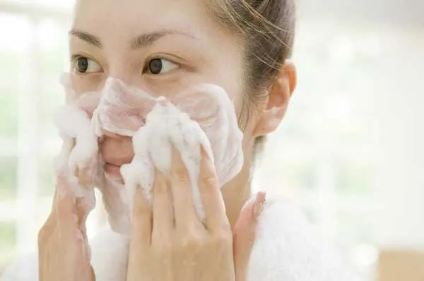 Cách chăm sóc da hỗn hợp thiên dầu và 7 kem dưỡng cho da hỗn hợp thiên dầu được nhiều khách hàng yêu thích