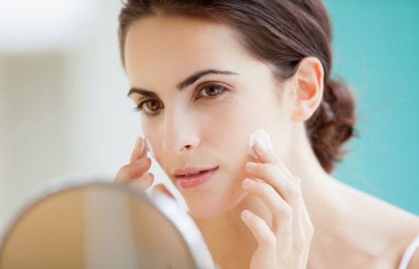 Cách chăm sóc da hỗn hợp thiên dầu và 7 kem dưỡng cho da hỗn hợp thiên dầu được nhiều khách hàng yêu thích