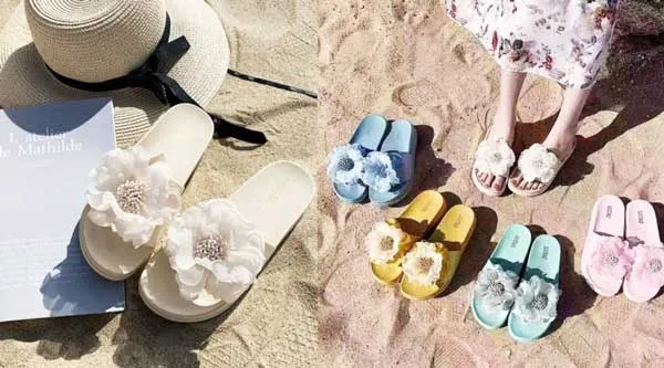 Top 30+ đôi dép đi biển cho nữ dễ phối đồ bền vô cùng đẹp hiện nay