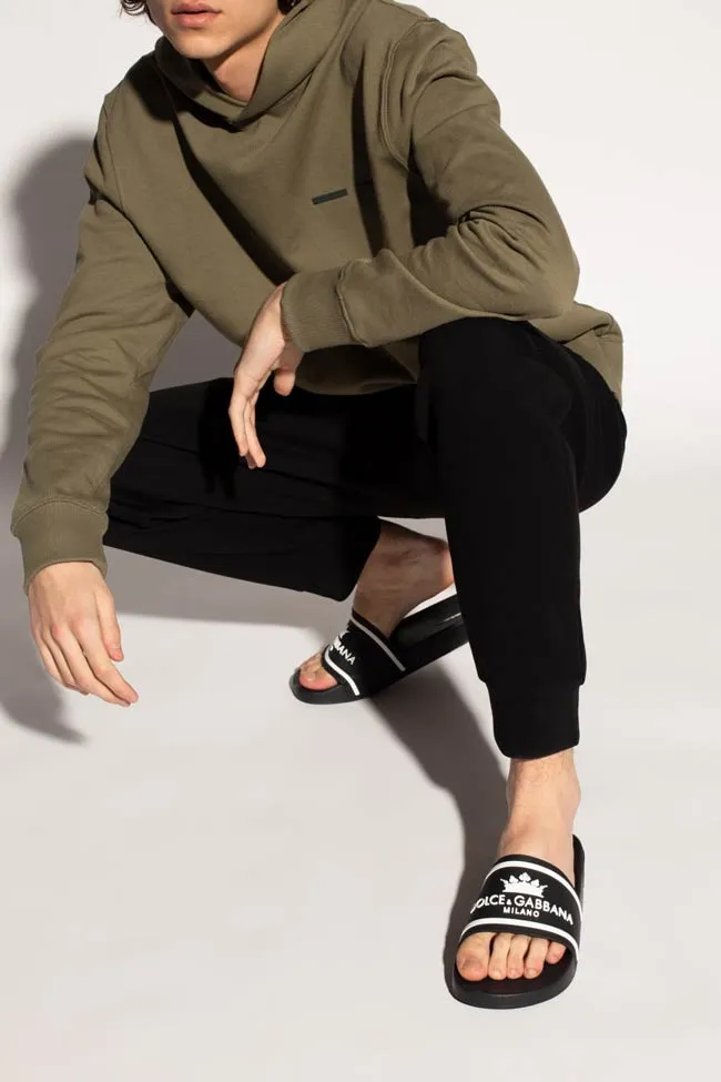 Top 10 mẫu dép Dolce & Gabbana trendy và cách phối đồ cá tính với dép Dolce & Gabbana - 3