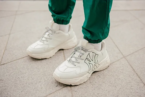 Giày sneaker là gì? Có những loại nào? 100+ mẫu giày sneaker vô cùng đẹp