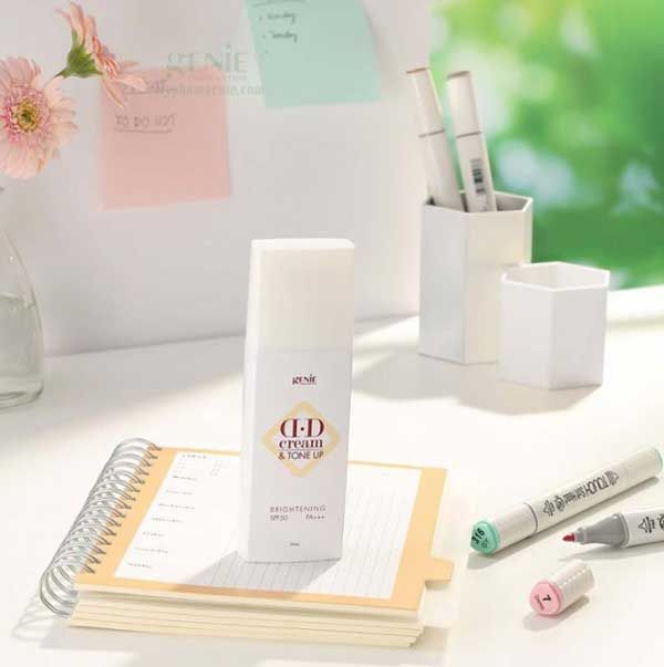 Review 9+ kem chống nắng đi biển bảo vệ da tối ưu được nhiều khách hàng yêu thích hiện nay