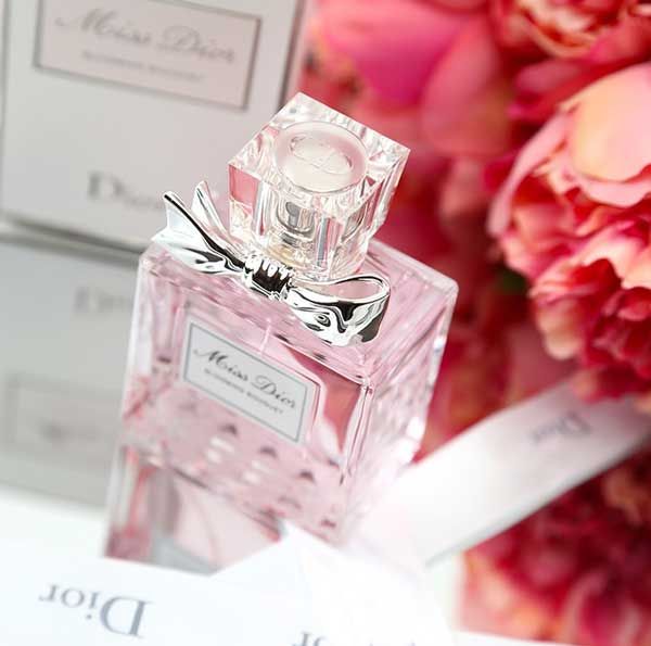 Review top 8 nước hoa mini Pháp cho nữ hương thơm quyến rũ - 6