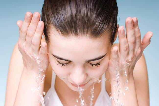 Review 10 sữa rửa mặt chất lượng tốt cho bà bầu thân thiện với làn da và hiệu quả cao