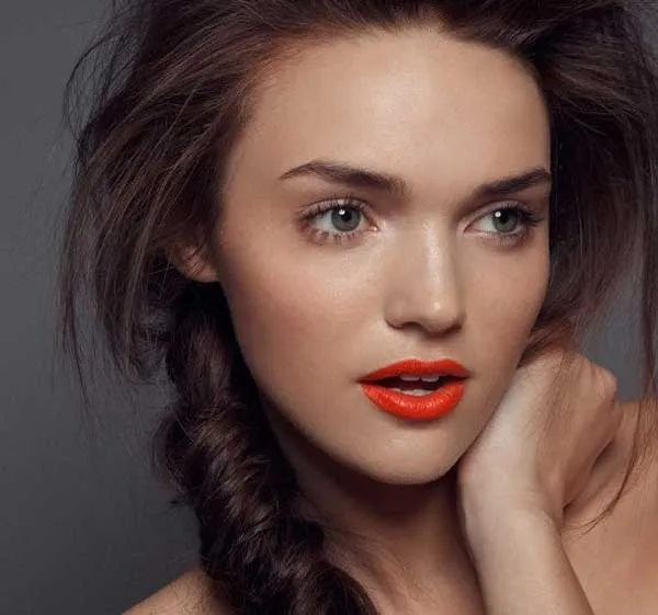 Son màu cam đào hợp với da nào? Top 4 thỏi son màu cam đào có dưỡng nên mua - 2